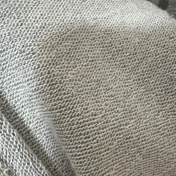 American Eagle Outfitters Men's Gray Raglan Sweatshirt - Picture 5 of 6